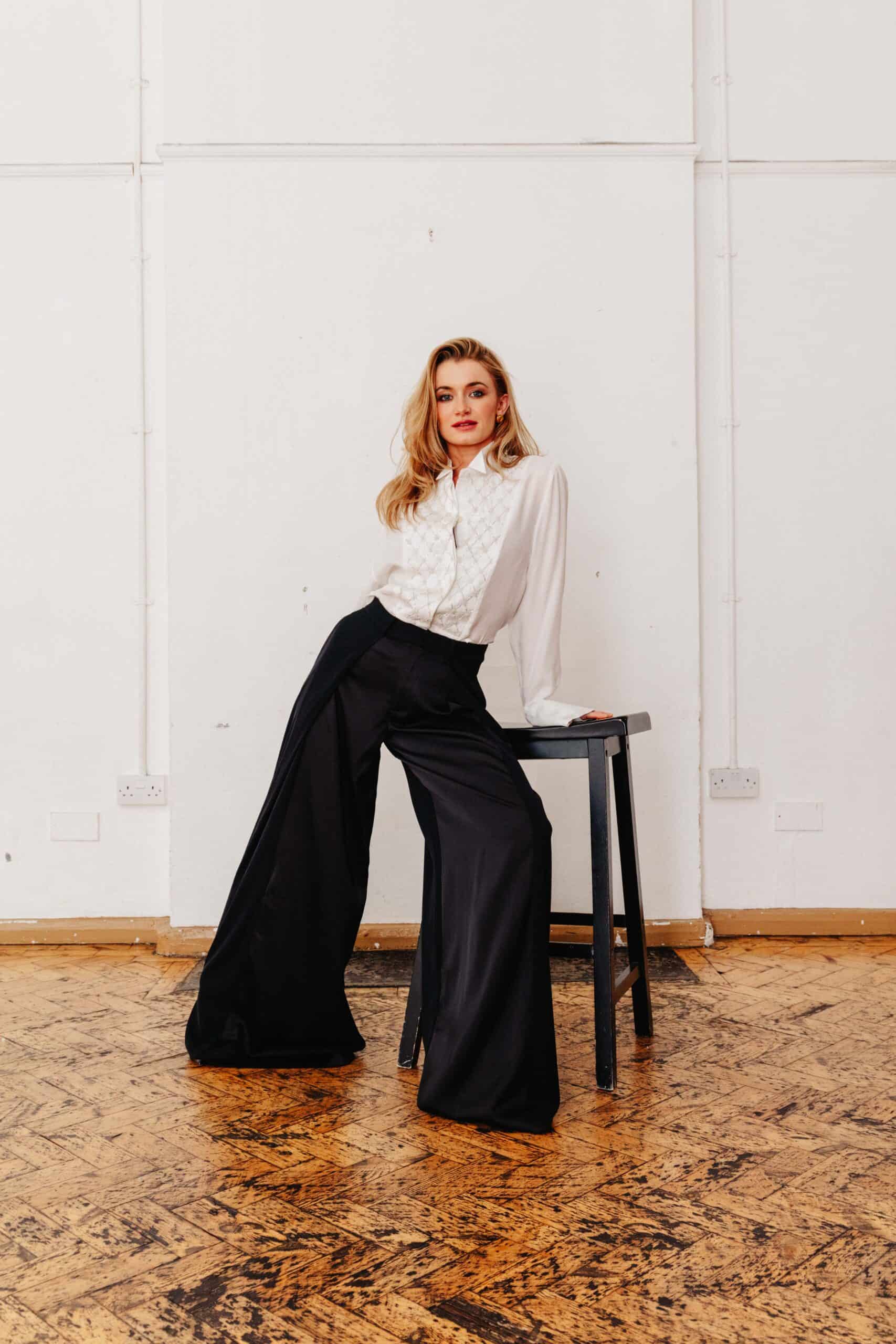 Black Pleated Palazzo Pant 3 black pleated palazzo pant Black Pleated Palazzo Pant - Image 3
