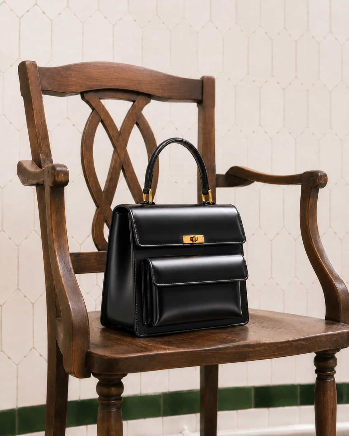 The black Sorella bag